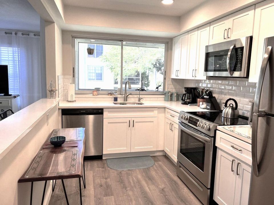 En Venta: $239,000 (2 camas, 2 baños, 1162 Pies cuadrados)