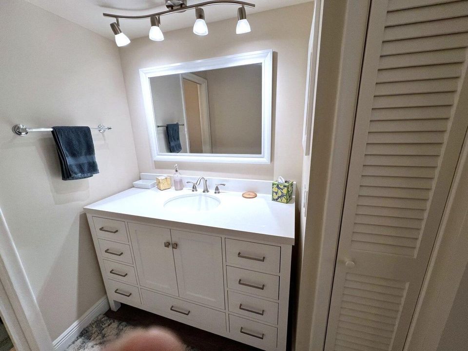 En Venta: $239,000 (2 camas, 2 baños, 1162 Pies cuadrados)