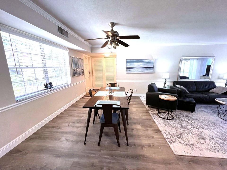 En Venta: $239,000 (2 camas, 2 baños, 1162 Pies cuadrados)