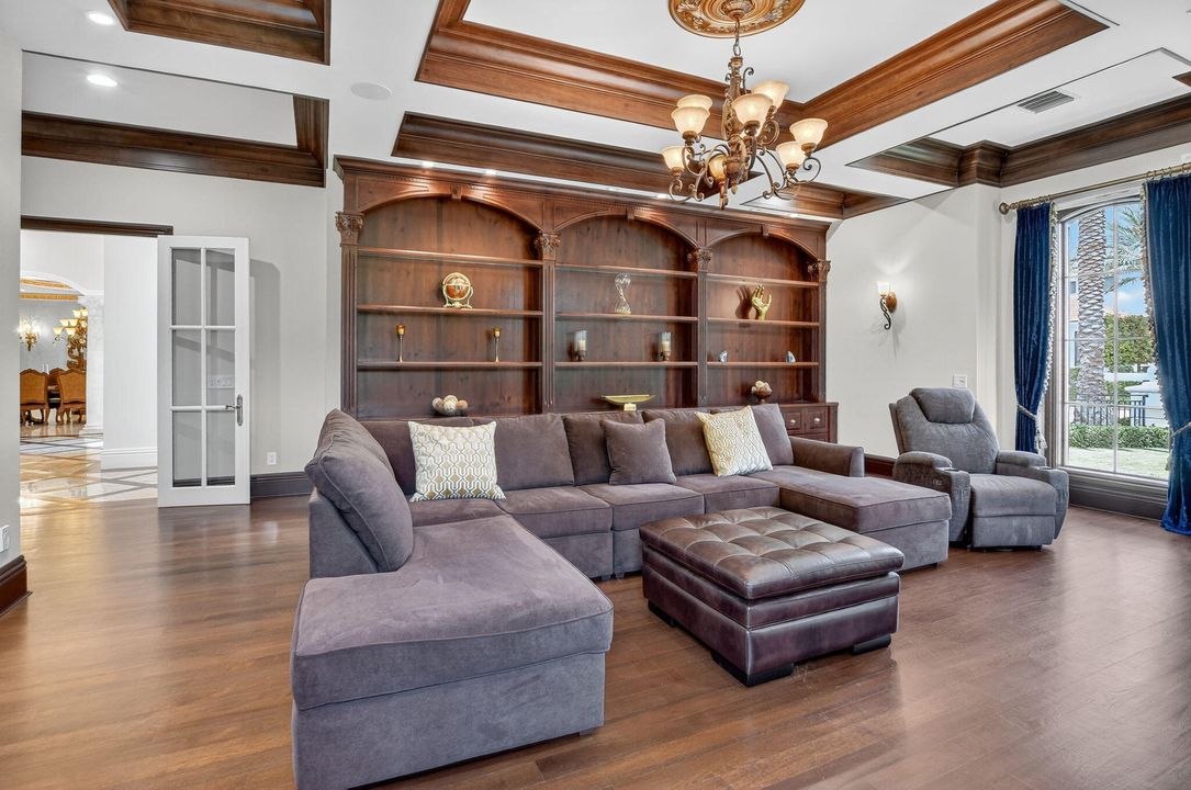 For Sale: $9,950,000 (5 beds, 6 baths, 6365 Square Feet)