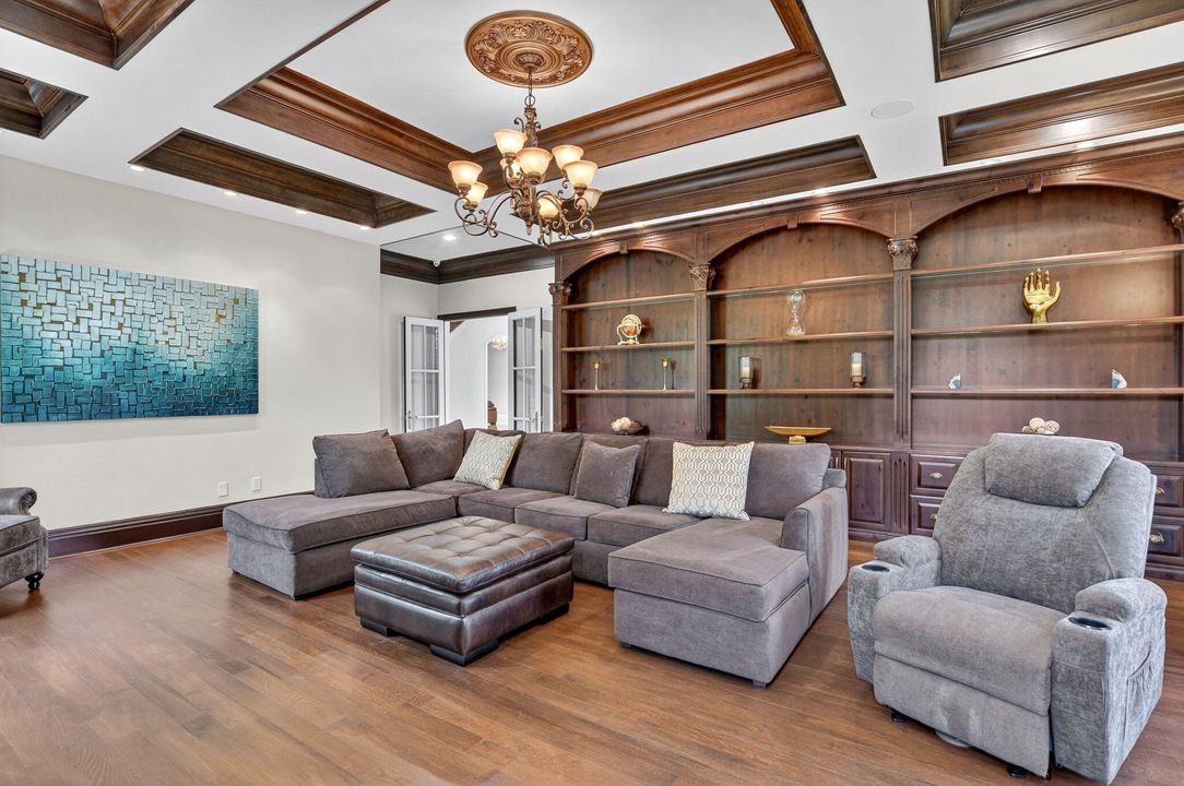 For Sale: $9,950,000 (5 beds, 6 baths, 6365 Square Feet)