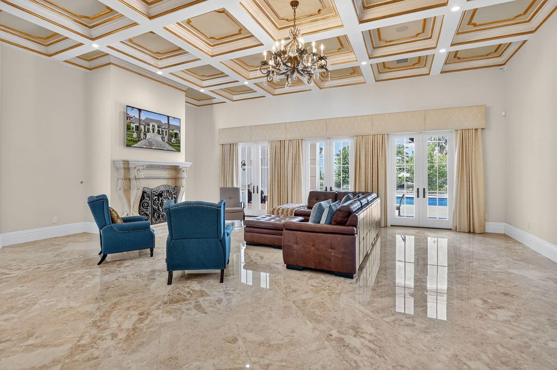 For Sale: $9,950,000 (5 beds, 6 baths, 6365 Square Feet)