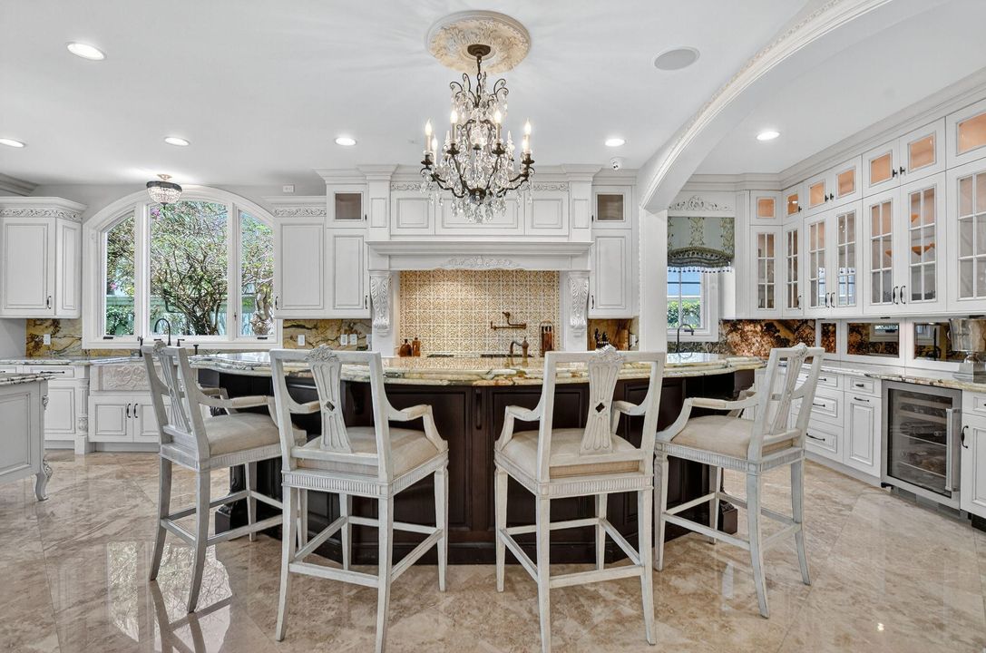 For Sale: $9,950,000 (5 beds, 6 baths, 6365 Square Feet)