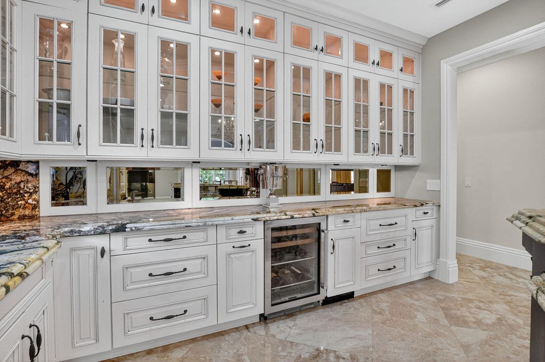 For Sale: $9,950,000 (5 beds, 6 baths, 6365 Square Feet)