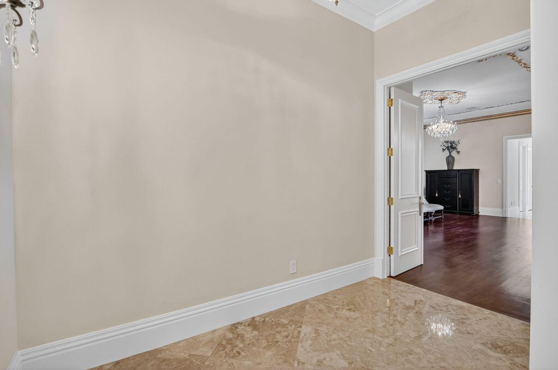 For Sale: $9,950,000 (5 beds, 6 baths, 6365 Square Feet)