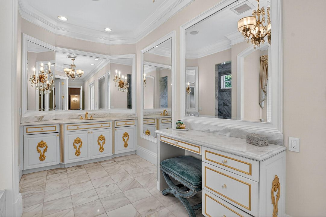 For Sale: $9,950,000 (5 beds, 6 baths, 6365 Square Feet)