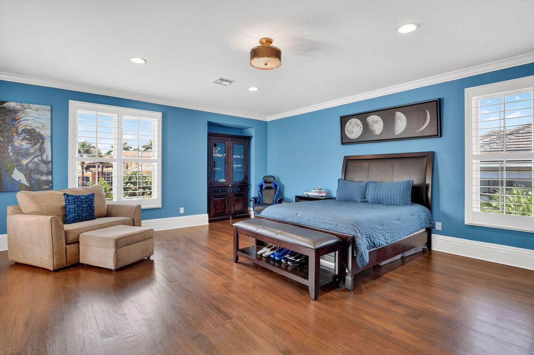 For Sale: $9,950,000 (5 beds, 6 baths, 6365 Square Feet)