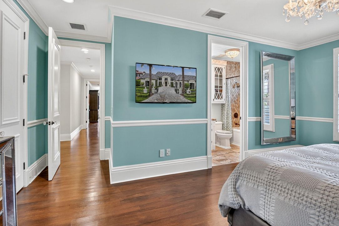 For Sale: $9,950,000 (5 beds, 6 baths, 6365 Square Feet)