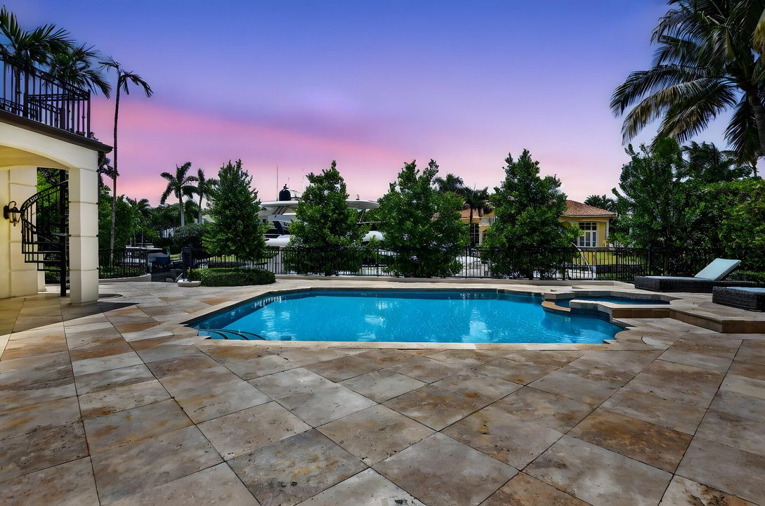 For Sale: $9,950,000 (5 beds, 6 baths, 6365 Square Feet)