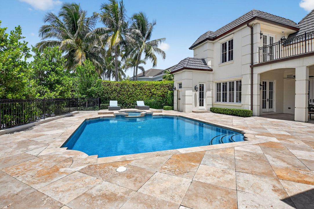 For Sale: $9,950,000 (5 beds, 6 baths, 6365 Square Feet)