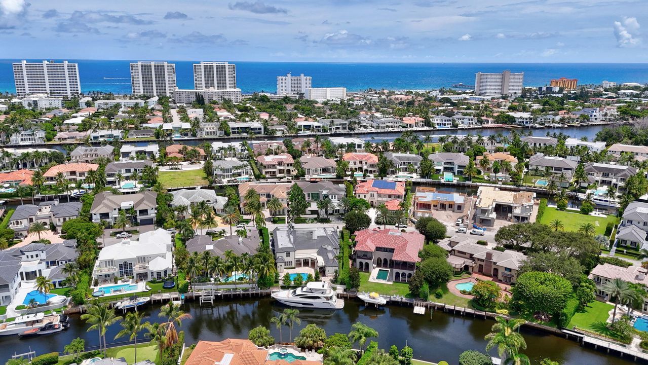 For Sale: $9,950,000 (5 beds, 6 baths, 6365 Square Feet)