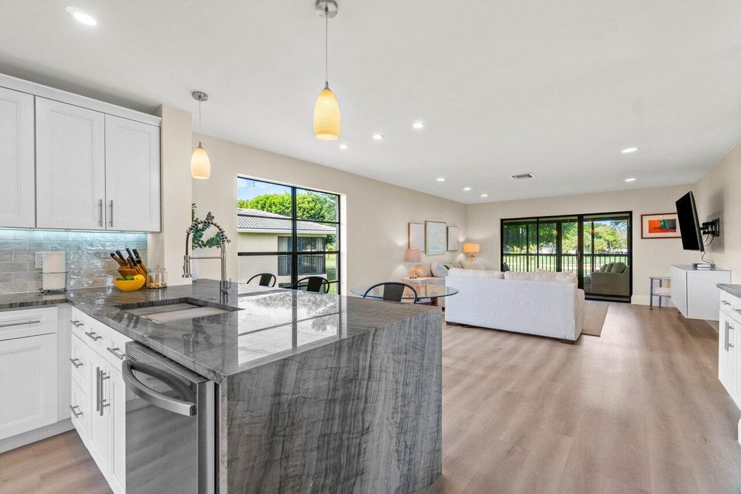 Active With Contract: $7,000 (2 beds, 2 baths, 1429 Square Feet)