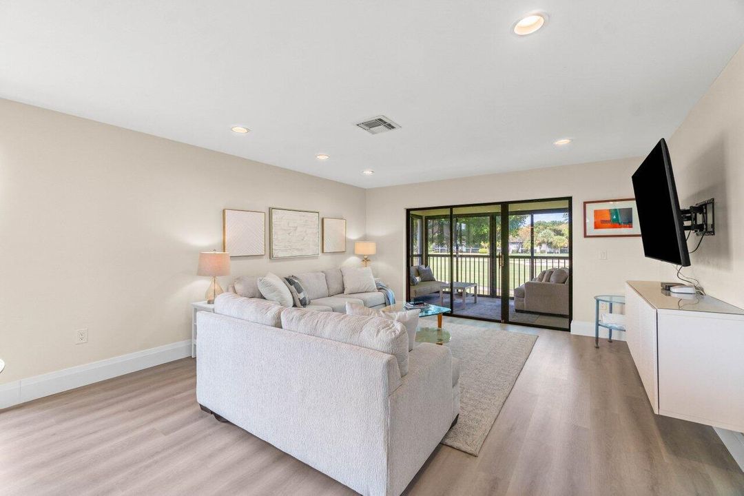 Active With Contract: $7,000 (2 beds, 2 baths, 1429 Square Feet)