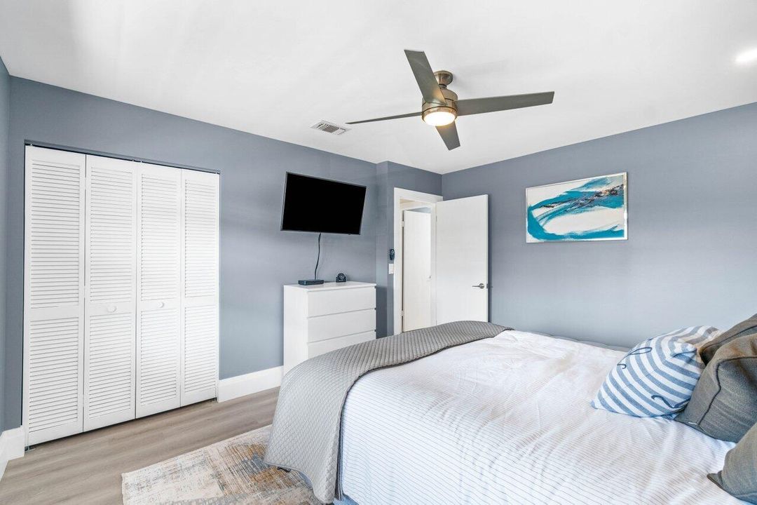 Active With Contract: $7,000 (2 beds, 2 baths, 1429 Square Feet)