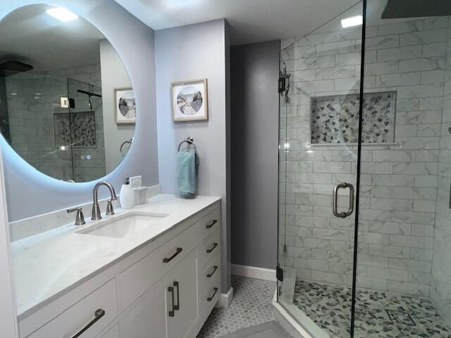 Active With Contract: $5,700 (2 beds, 2 baths, 1285 Square Feet)