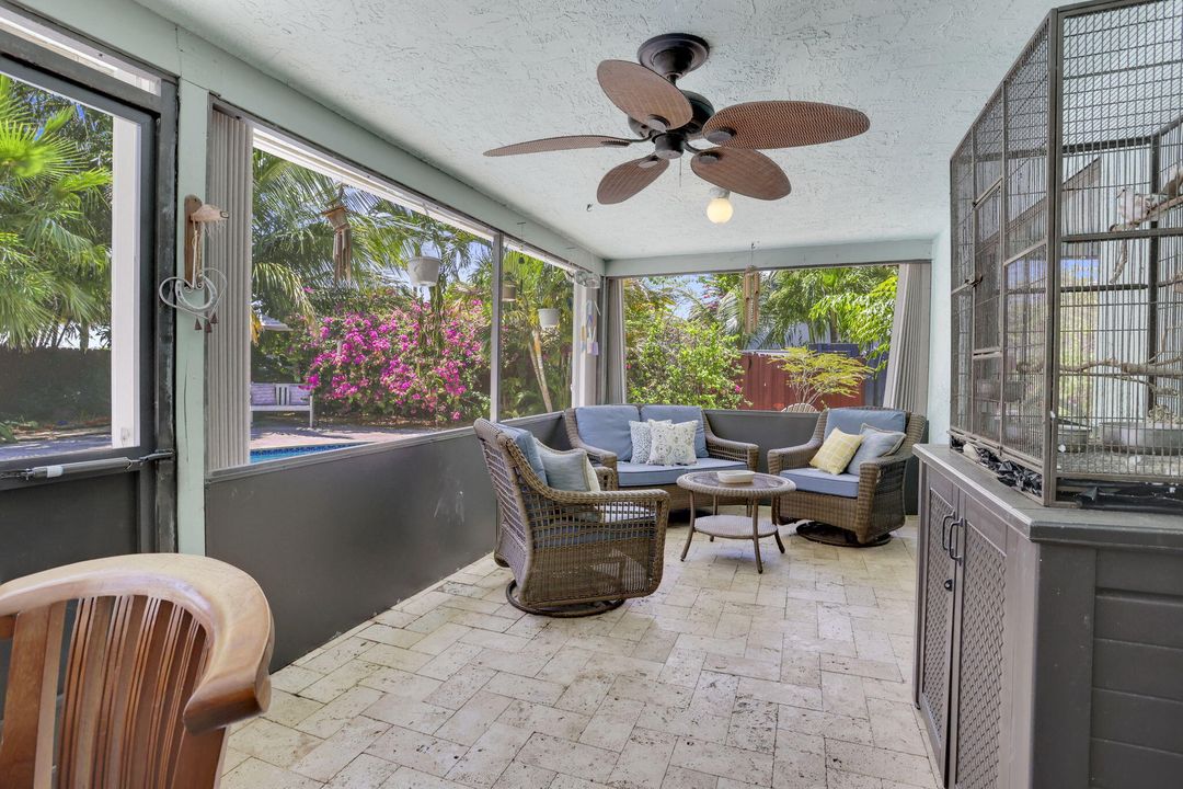 Active With Contract: $809,900 (3 beds, 2 baths, 1706 Square Feet)