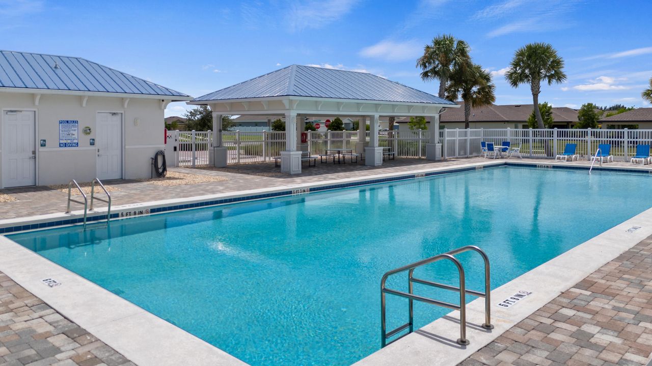 待售: $322,000 (3 贝兹, 2 浴室, 1496 平方英尺)