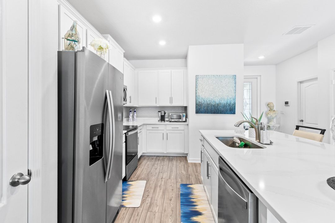 待售: $322,000 (3 贝兹, 2 浴室, 1496 平方英尺)