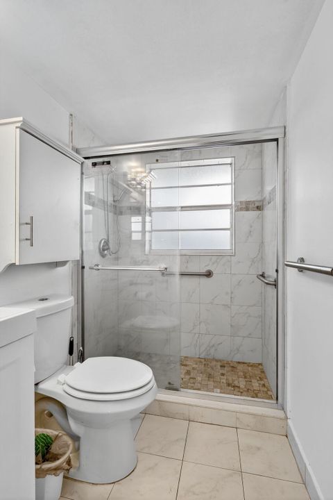 待售: $98,000 (1 贝兹, 1 浴室, 610 平方英尺)