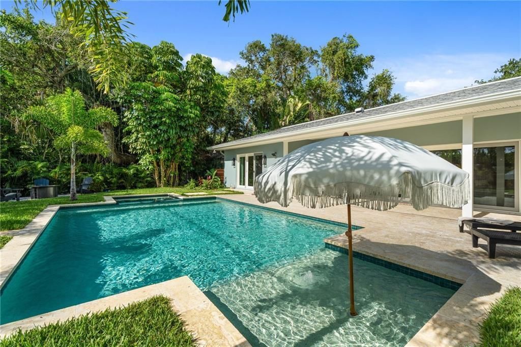 For Sale: $2,250,000 (4 beds, 3 baths, 3364 Square Feet)