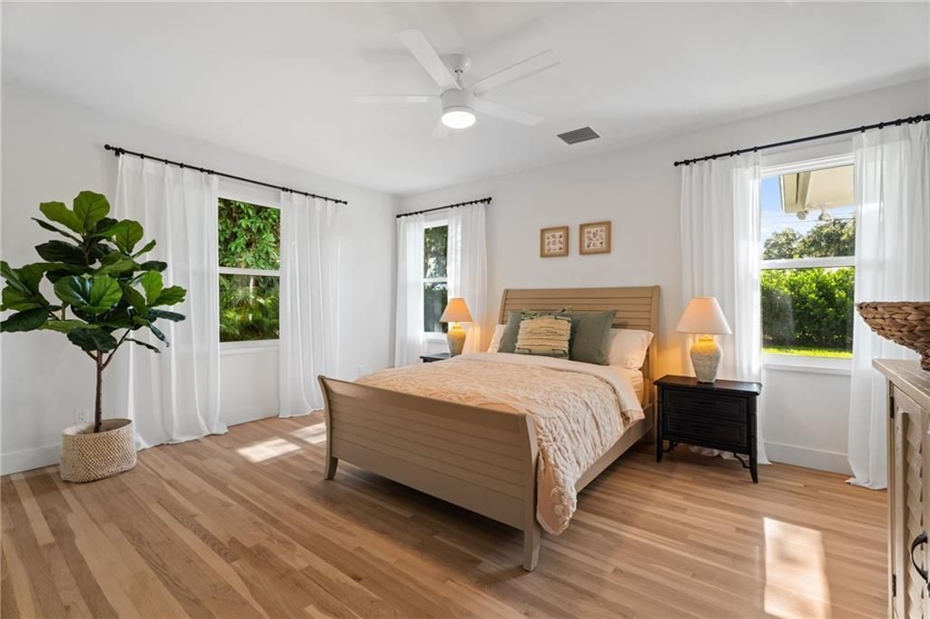 For Sale: $2,250,000 (4 beds, 3 baths, 3364 Square Feet)