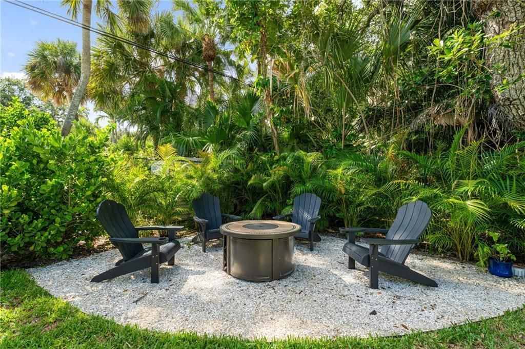 For Sale: $2,250,000 (4 beds, 3 baths, 3364 Square Feet)