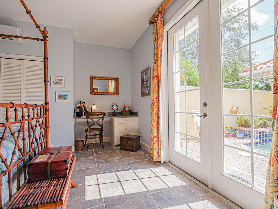 Activo con contrato: $499,000 (3 camas, 3 baños, 2427 Pies cuadrados)