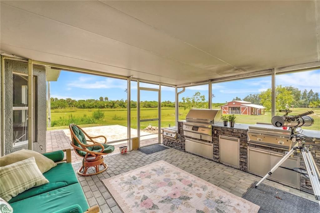 For Sale: $1,550,000 (4 beds, 3 baths, 3526 Square Feet)