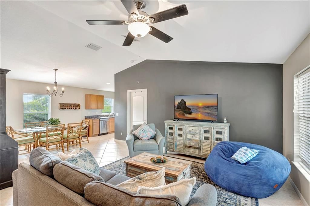 For Sale: $1,550,000 (4 beds, 3 baths, 3526 Square Feet)