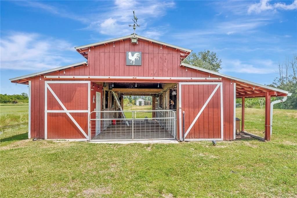 For Sale: $1,550,000 (4 beds, 3 baths, 3526 Square Feet)