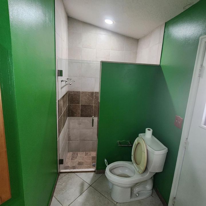 For Sale: $469,000 (3 beds, 2 baths, 2275 Square Feet)