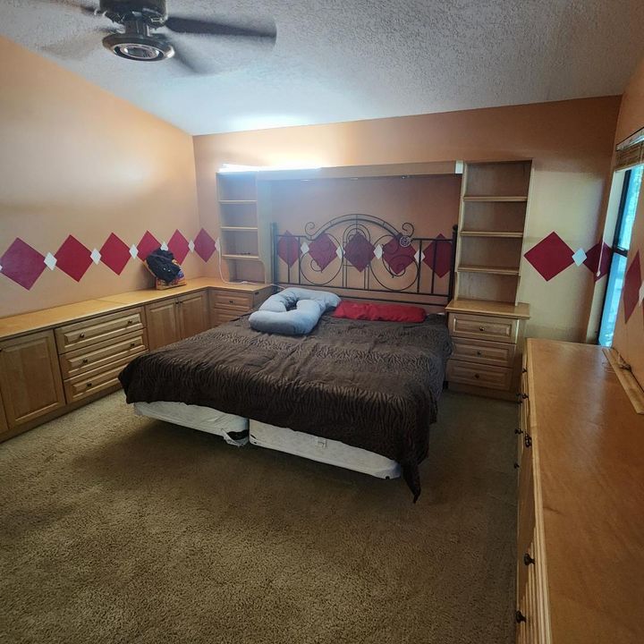 For Sale: $469,000 (3 beds, 2 baths, 2275 Square Feet)