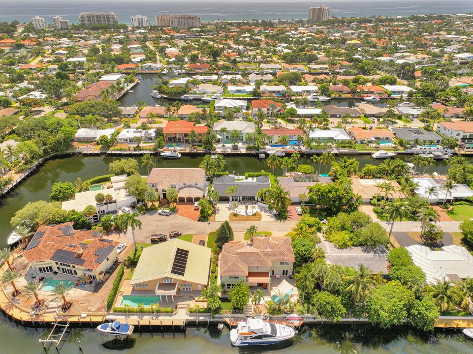 На продажу: $2,299,999 (3 спален, 2 ванн, 2195 Квадратных фут)