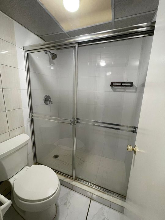 Activo con contrato: $260,000 (3 camas, 2 baños, 1286 Pies cuadrados)