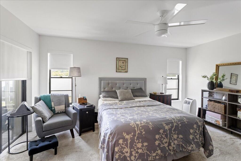 Active With Contract: $560,000 (3 beds, 2 baths, 1626 Square Feet)