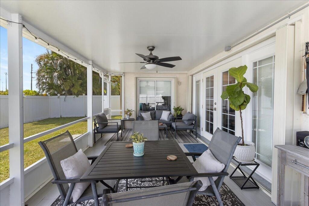 Active With Contract: $560,000 (3 beds, 2 baths, 1626 Square Feet)