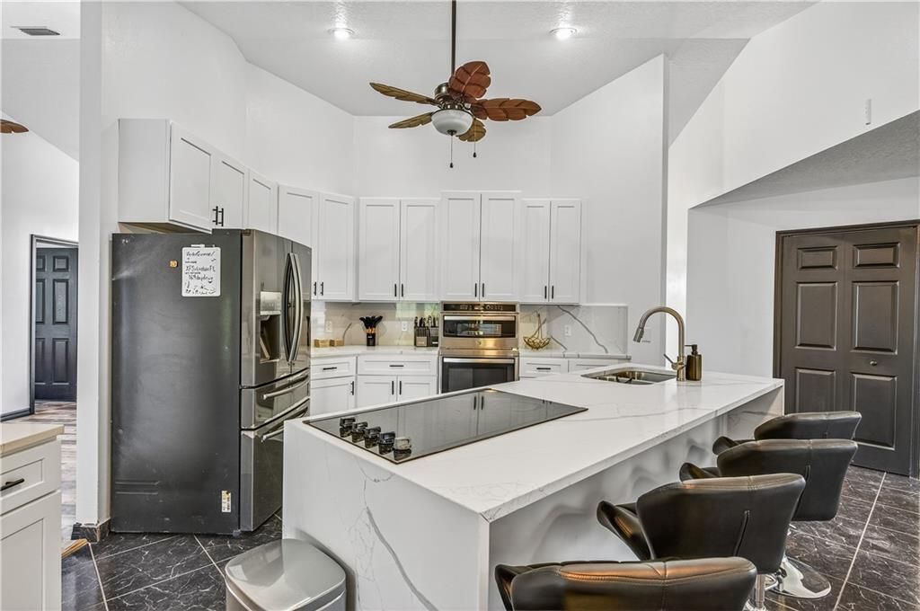 Active With Contract: $350,000 (4 beds, 2 baths, 3269 Square Feet)