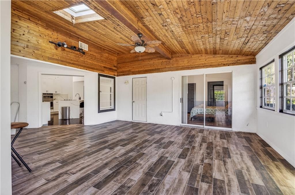 Active With Contract: $350,000 (4 beds, 2 baths, 3269 Square Feet)