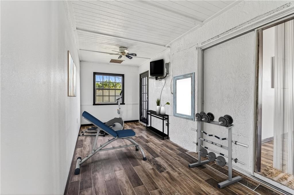 Active With Contract: $350,000 (4 beds, 2 baths, 3269 Square Feet)