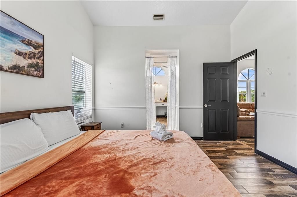 Active With Contract: $350,000 (4 beds, 2 baths, 3269 Square Feet)