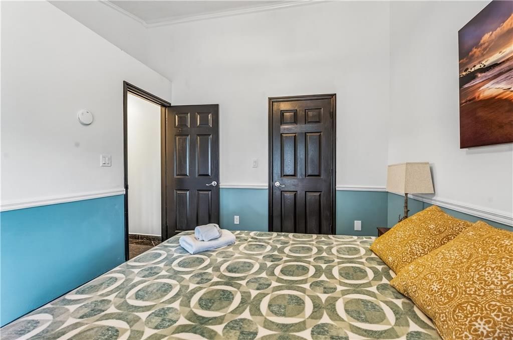 Active With Contract: $350,000 (4 beds, 2 baths, 3269 Square Feet)