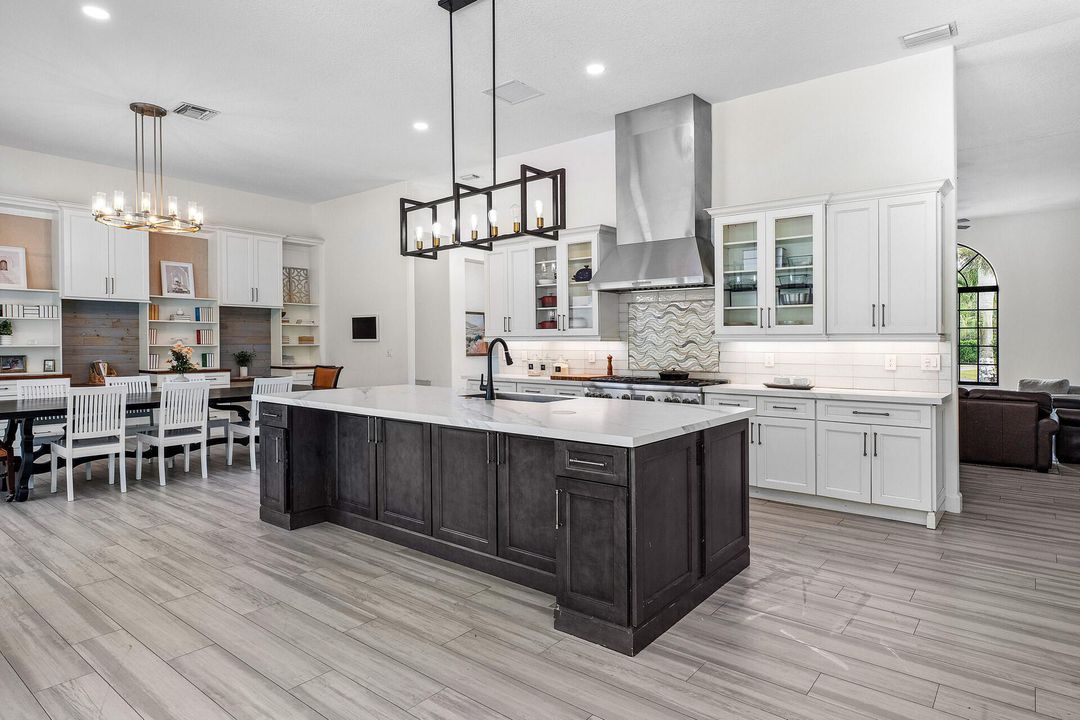 For Sale: $2,295,000 (4 beds, 3 baths, 3381 Square Feet)