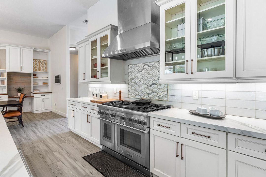 For Sale: $2,295,000 (4 beds, 3 baths, 3381 Square Feet)