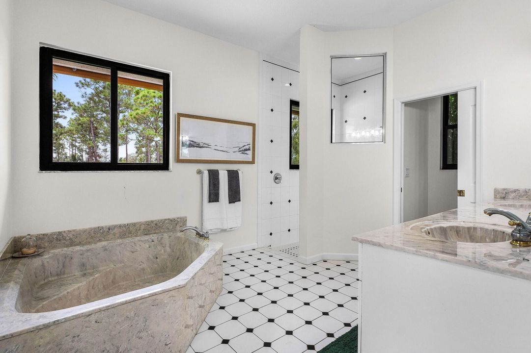 For Sale: $2,295,000 (4 beds, 3 baths, 3381 Square Feet)