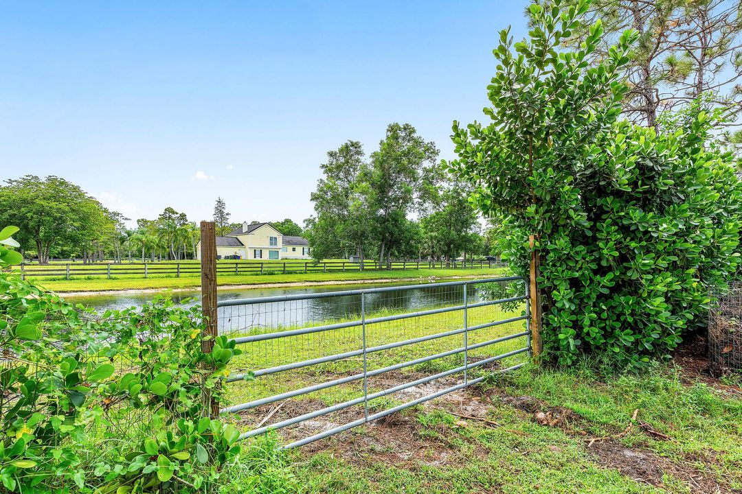 For Sale: $2,295,000 (4 beds, 3 baths, 3381 Square Feet)