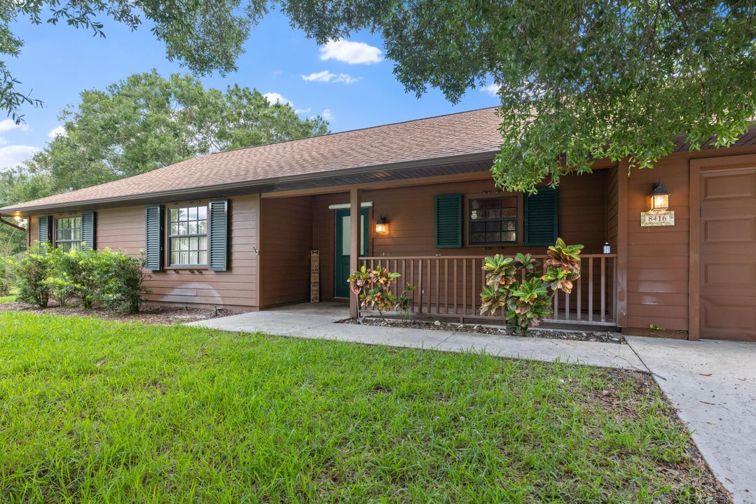 合同活跃: $395,000 (3 贝兹, 2 浴室, 1272 平方英尺)