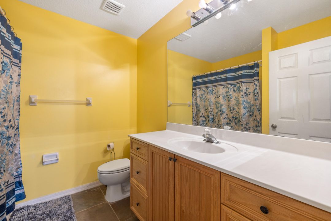 合同活跃: $395,000 (3 贝兹, 2 浴室, 1272 平方英尺)