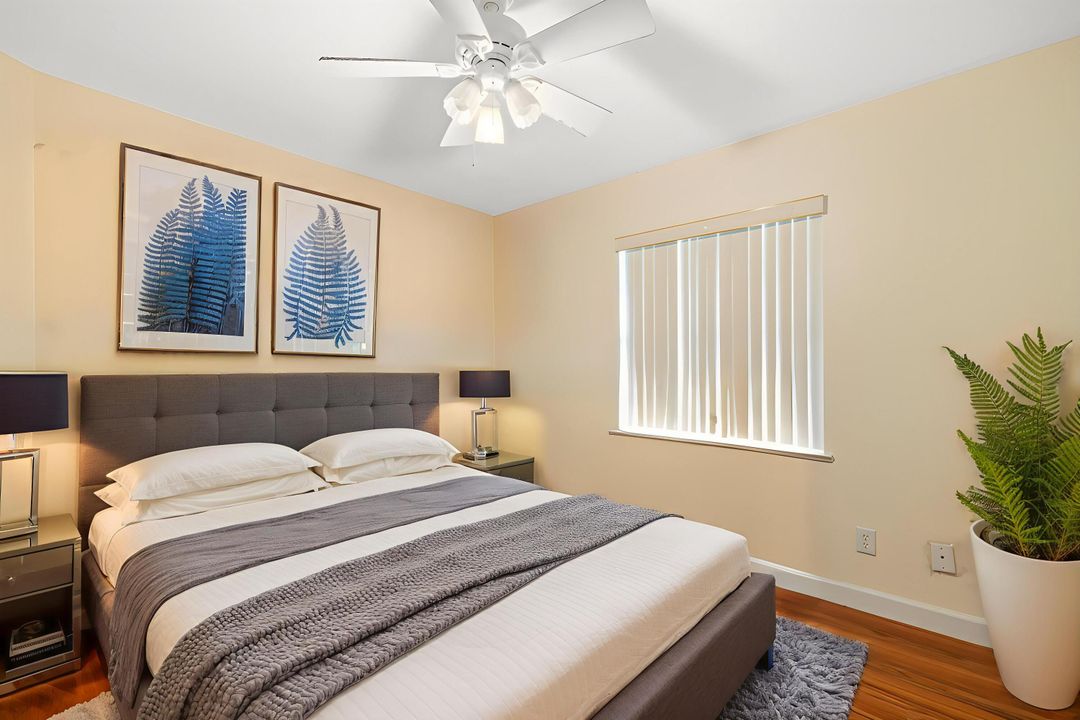 合同活跃: $395,000 (3 贝兹, 2 浴室, 1272 平方英尺)