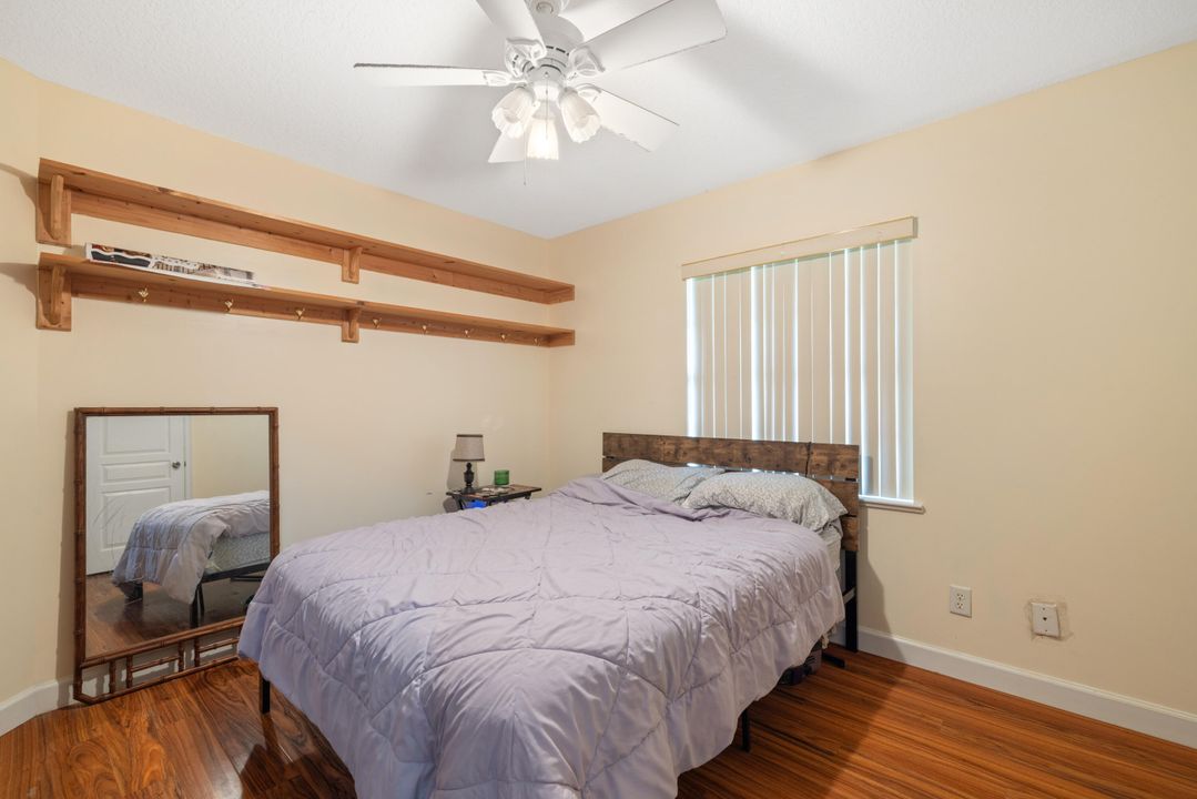 合同活跃: $395,000 (3 贝兹, 2 浴室, 1272 平方英尺)