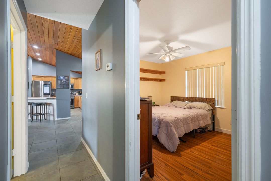 合同活跃: $395,000 (3 贝兹, 2 浴室, 1272 平方英尺)